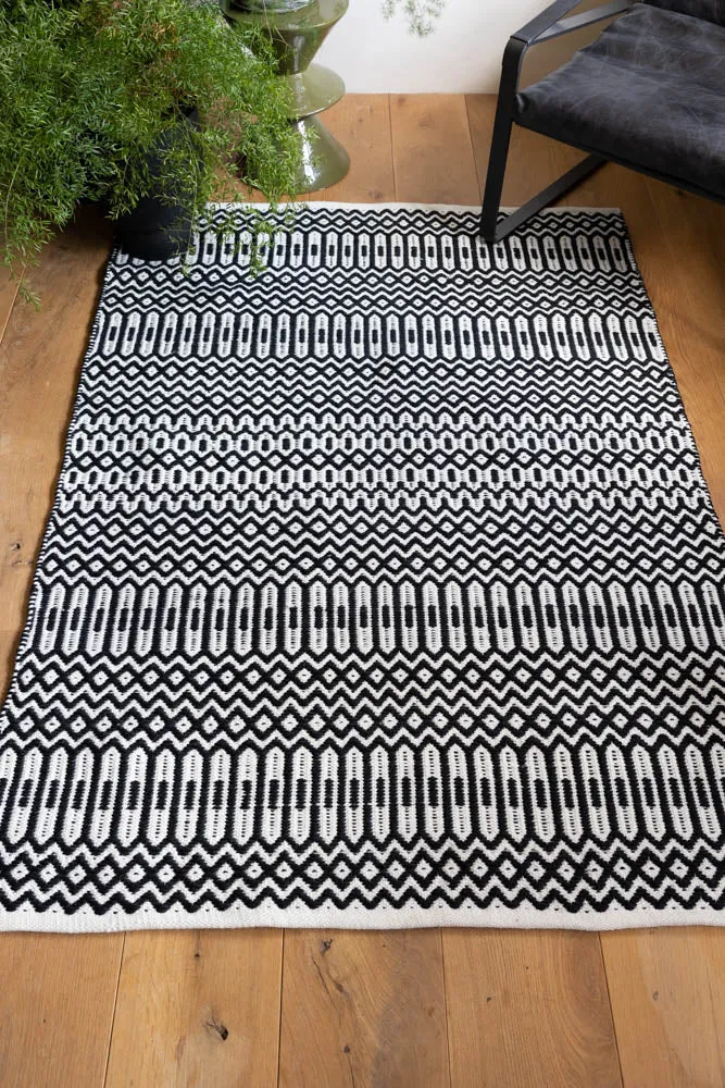 Halsey Monochrome Geometric Rug - 3 Sizes Available