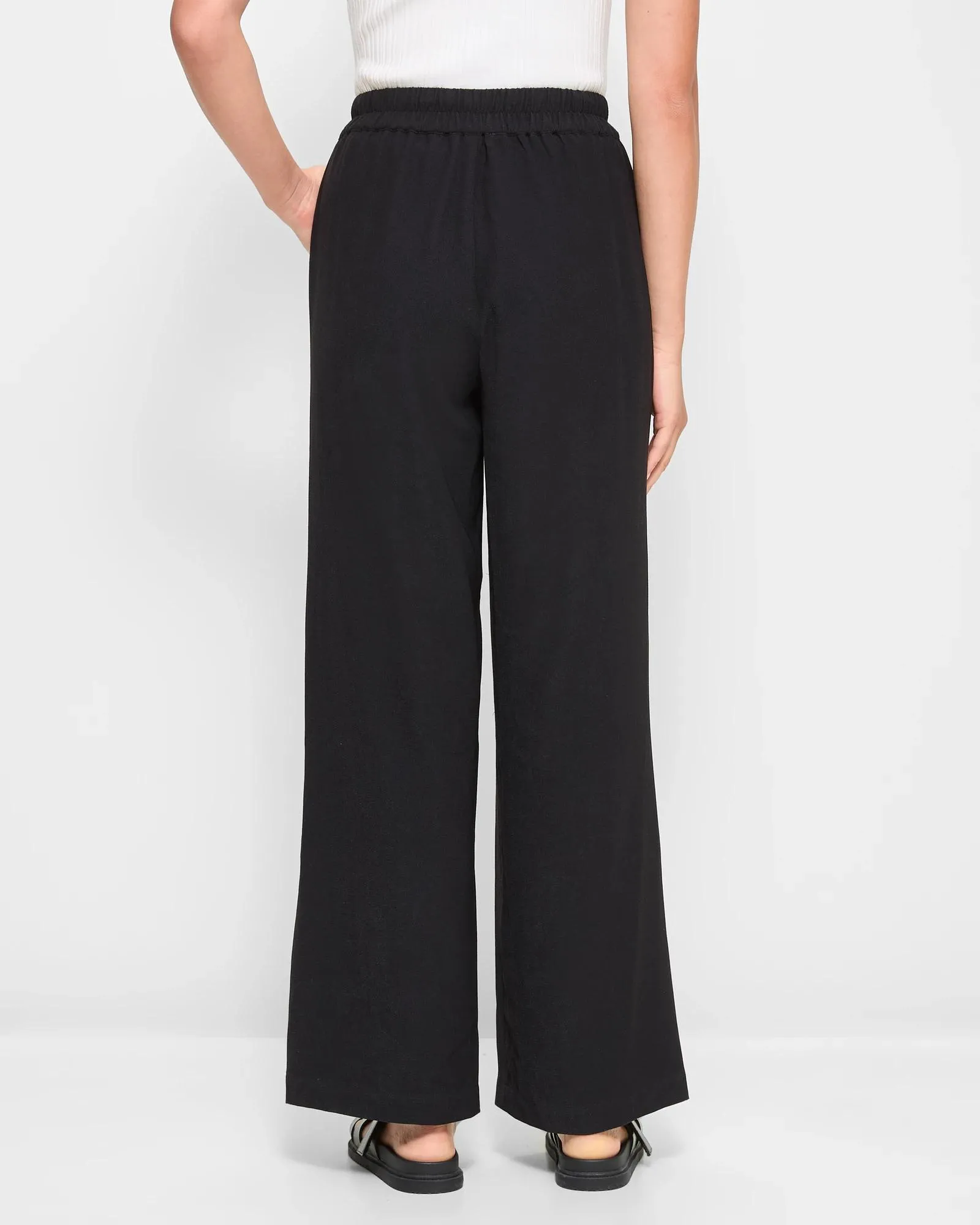 popular  Relaxed Wide Leg Pull On Pants - Preview