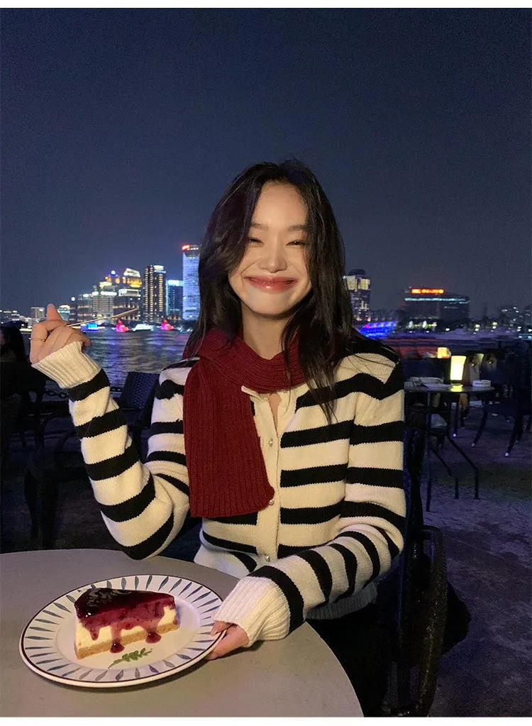 Sue Contrast Color Striped Knit Cardigan